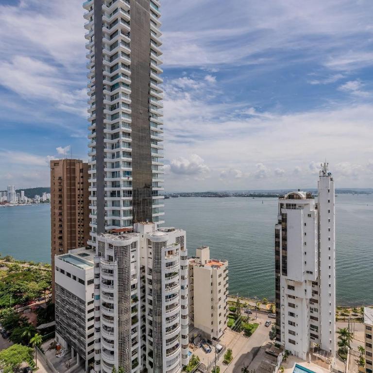 Luxurious 1 Bedroom Apt 19th Floor - Infinitum - Apartment - 16