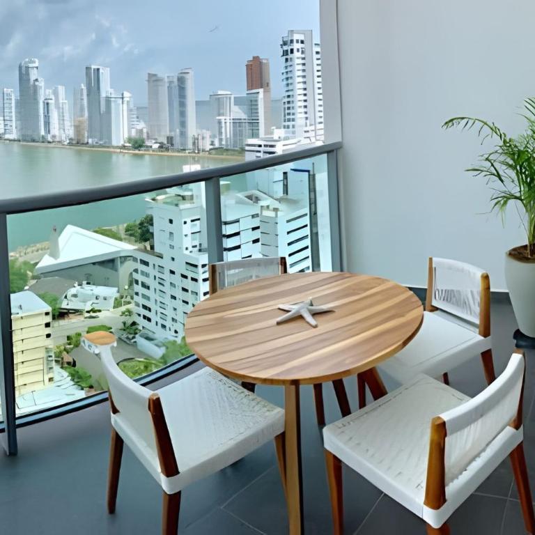 Luxurious 1 Bedroom Apt 19th Floor - Infinitum - Apartment - 38