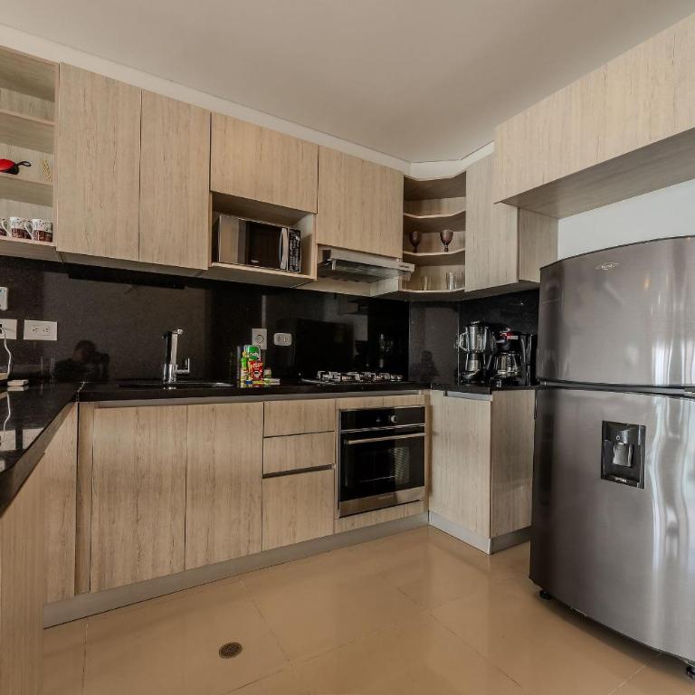 Luxurious 1 Bedroom Apt 19th Floor - Infinitum - Apartment - 43