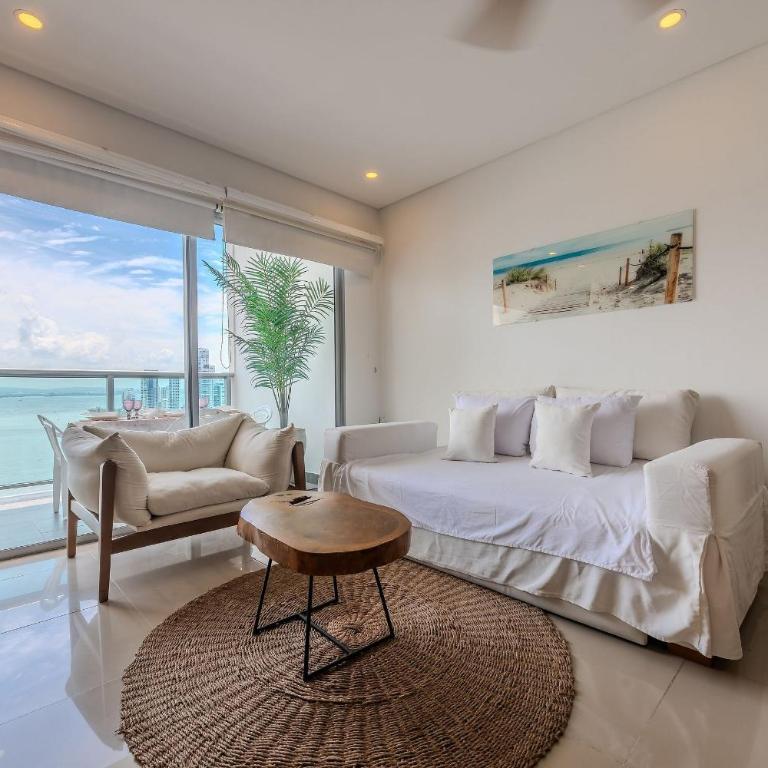 Luxurious 1 Bedroom Apt 19th Floor - Infinitum - Apartment - 56