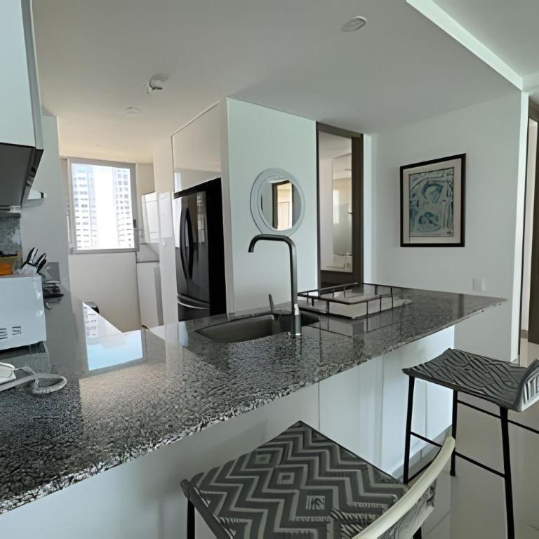 Luxurious 2-bd Apt on the 20th Floor - Morros City - Apartment - 14