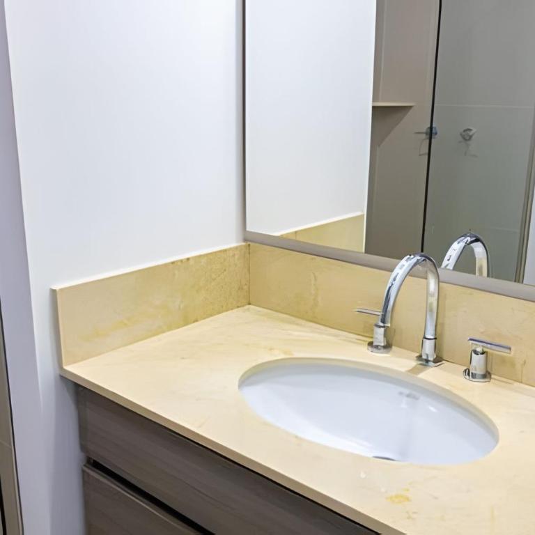 Beautiful Oceanfront Apt - Morros City, 9th Floor - Apartment - 8