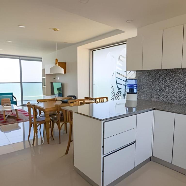 Beautiful Oceanfront Apt - Morros City, 9th Floor - Apartment - 11