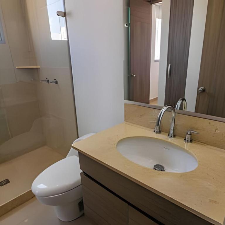 Beautiful Oceanfront Apt - Morros City, 9th Floor - Apartment - 41