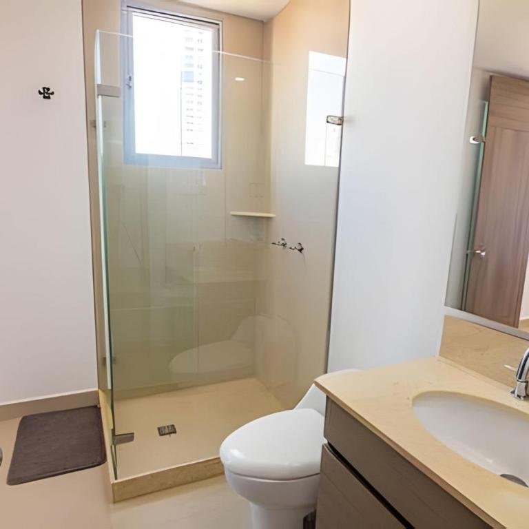 Beautiful Oceanfront Apt - Morros City, 9th Floor - Apartment - 40