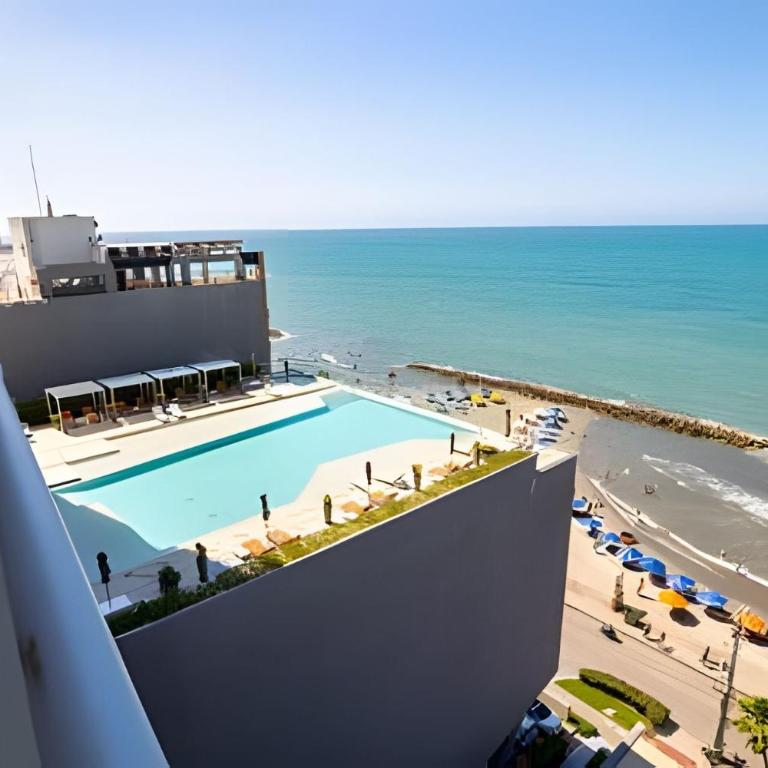 Beautiful Oceanfront Apt - Morros City, 9th Floor - Apartment - 52