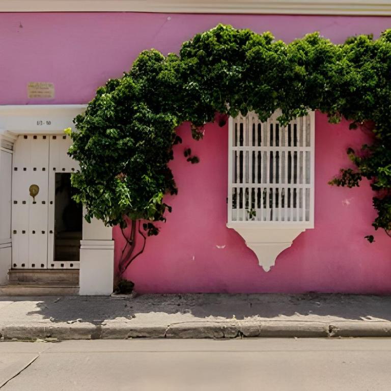 5 Bedroom House in the Walled City with Pool - Deluxe Villa - 28