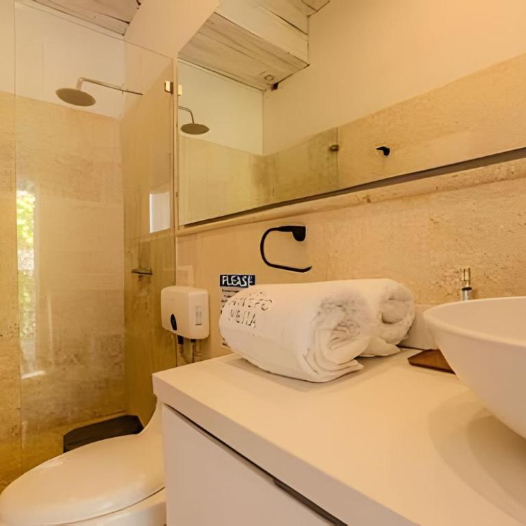 5 Bedroom House in the Walled City with Pool - Deluxe Villa - 58
