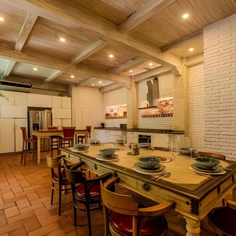 5 Bedroom House in the Walled City with Pool - Deluxe Villa - 62