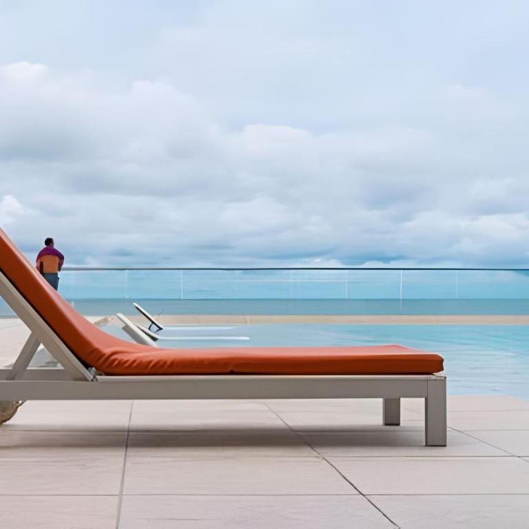 Beautiful Oceanfront Apartment - Morros City 801 - Apartment - 7