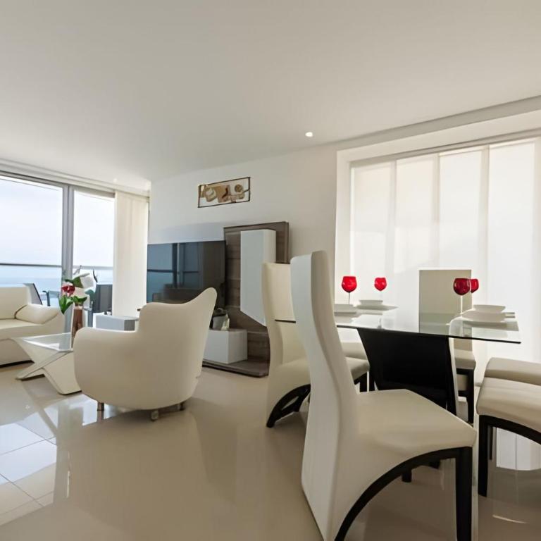 Beautiful Oceanfront Apartment - Morros City 801 - Apartment - 45