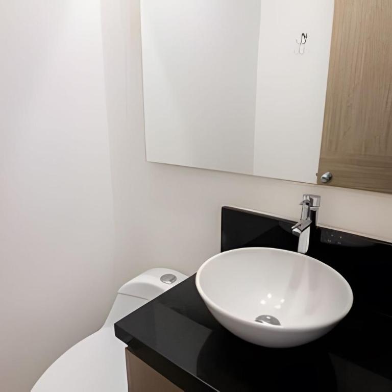 Luxurious 1 Bedroom Apt on 7th Floor - Infinitum - Apartment - 25