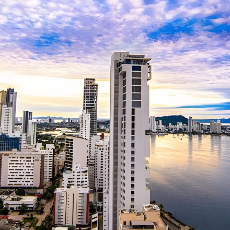 Luxurious 1 Bedroom Apt on 7th Floor - Infinitum - Apartment - 36