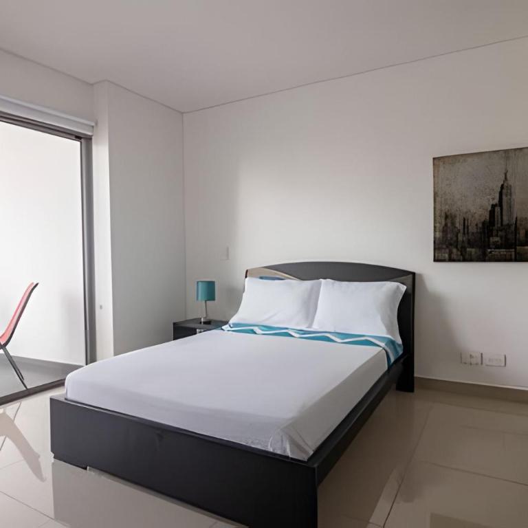 Luxurious 1 Bedroom Apt on 7th Floor - Infinitum - Apartment - 38