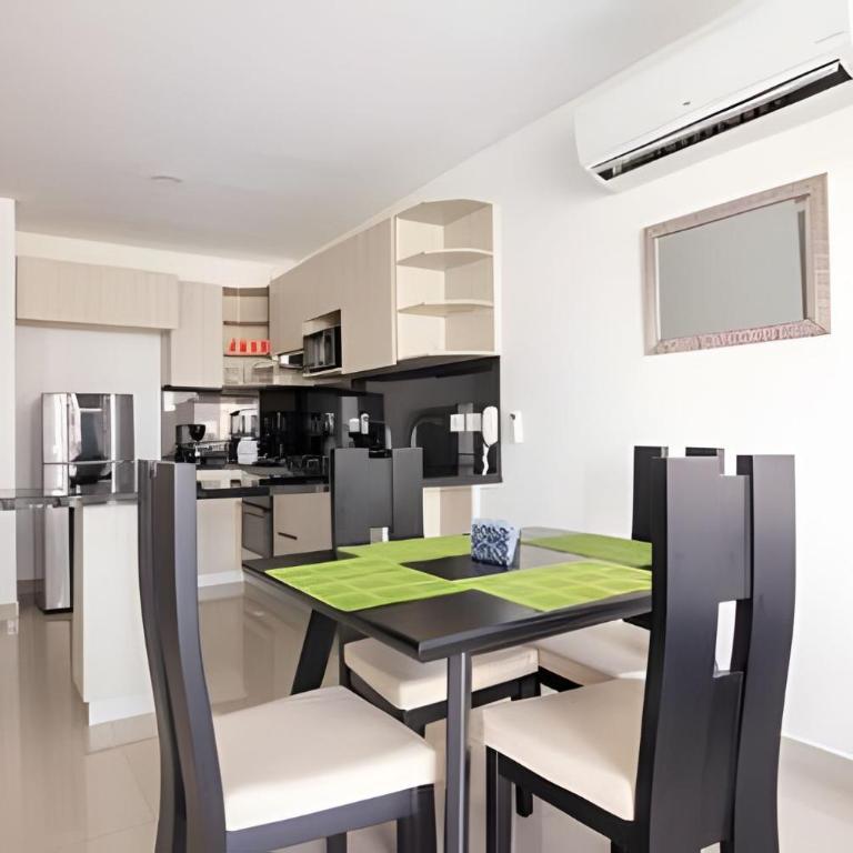 Luxurious 1 Bedroom Apt on 7th Floor - Infinitum - Apartment - 43