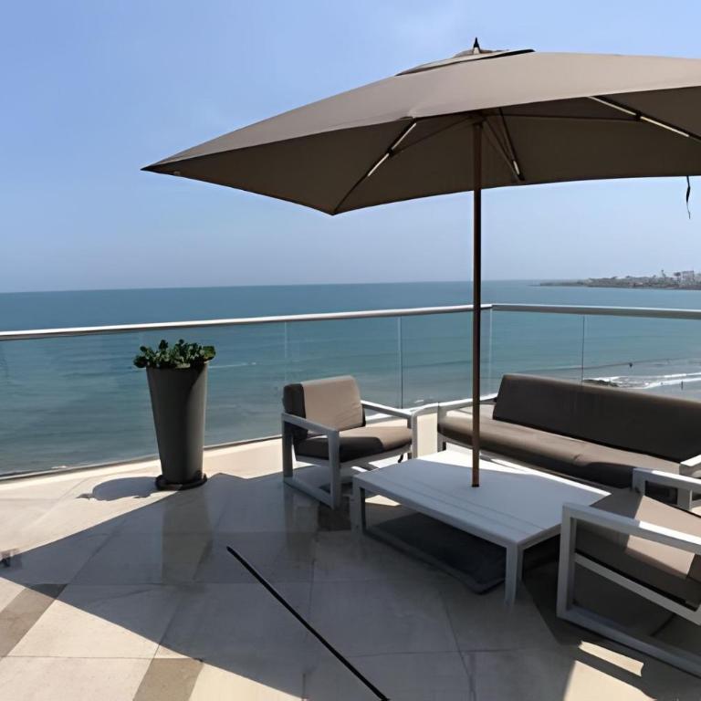 Spectacular 2-Bd Apt on 21st Floor - Morros City - Apartment - 38
