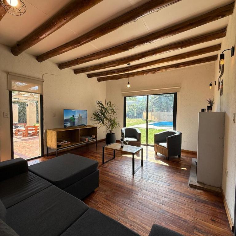 Gran Casa con Piscina - Casa de 4 dormitorios - 14