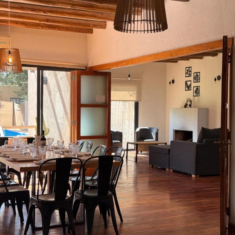 Gran Casa con Piscina - Casa de 4 dormitorios - 22