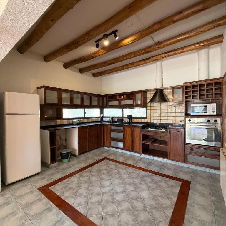 Gran Casa con Piscina - Casa de 4 dormitorios - 27