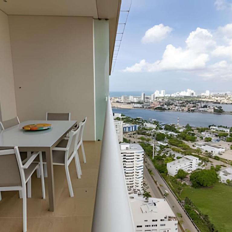 H2 Luxury 1 Bd Apt, 23rd Floor. Complementary maid - Apartment - 35