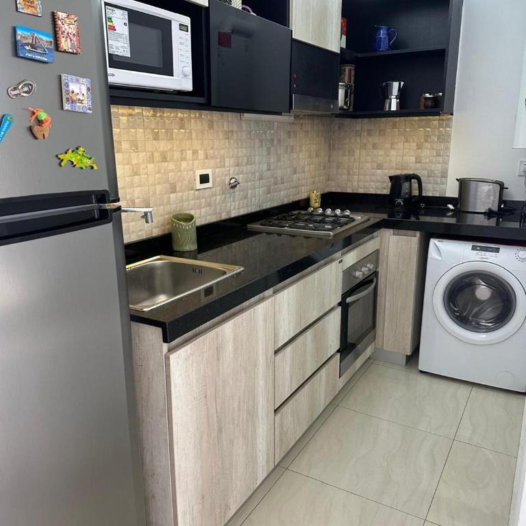 Casa de Mary - Two-Bedroom Apartment - 9