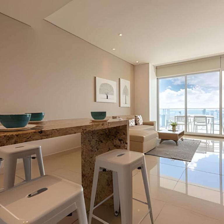 Spectacular Bay View! 26th Floor H2 Hyatt - Apartment - 36