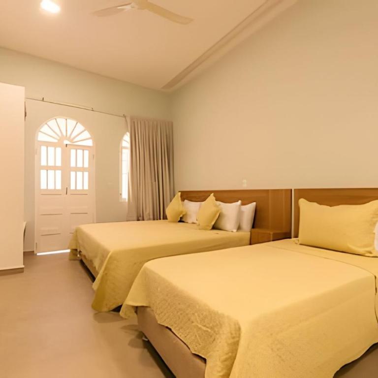 Apt with balcony in the Historic Center - Zaher G - Apartment - 8