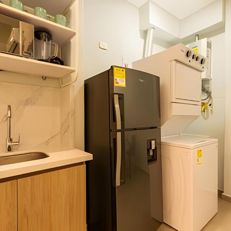 Apt with balcony in the Historic Center - Zaher G - Apartment - 26