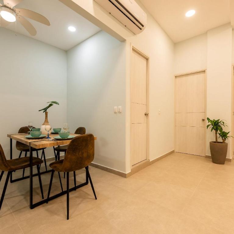 Apt with balcony in the Historic Center - Zaher G - Apartment - 32