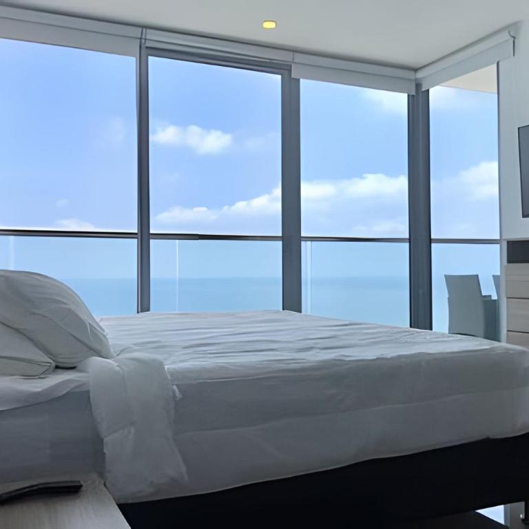 2704 Morros City - Spectacular beachfront apt - Apartment - 37