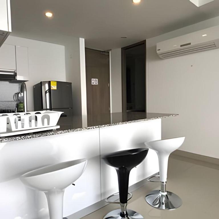 2704 Morros City - Spectacular beachfront apt - Apartment - 20