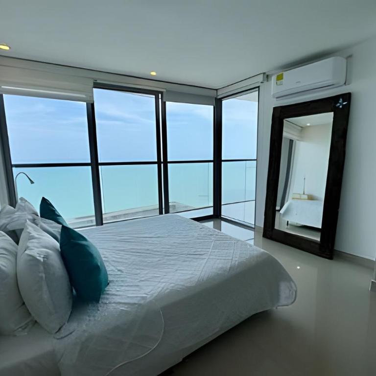 Morros City-Spectacular 38th Floor apt Bocagrande - Apartment - 1