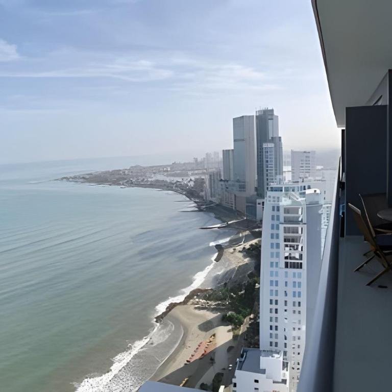 Morros City-Spectacular 38th Floor apt Bocagrande - Apartment - 58