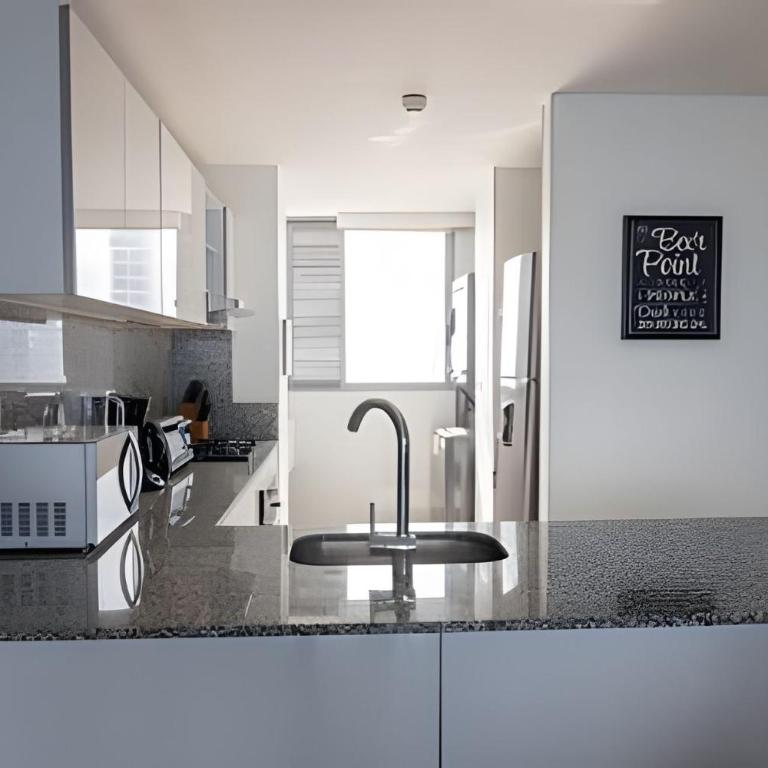 Spectacular 2 bd apt on the 27th Floor-Morros City - Apartment - 16