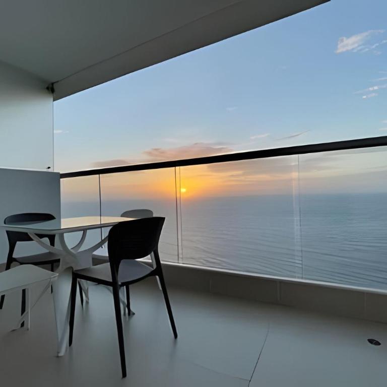 Lujoso Apto Vista al Mar Piso 34 - Palmetto Beach - Apartment - 1