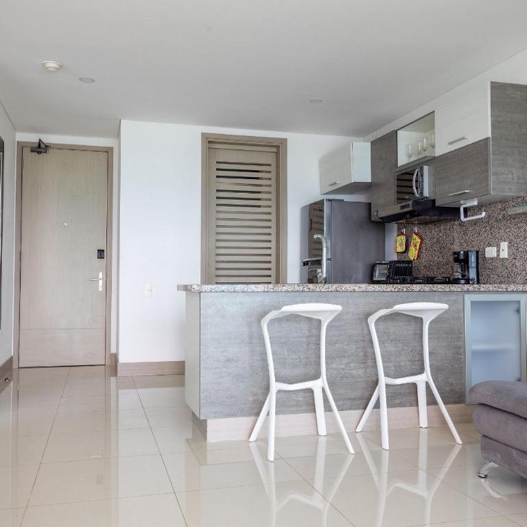 Lujoso Apto Vista al Mar Piso 34 - Palmetto Beach - Apartment - 13