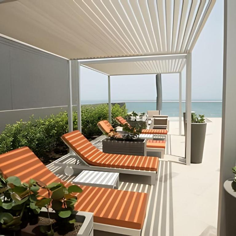 Morros City - Luxurious Ocean View apt 28th Floor - Apartment - 31