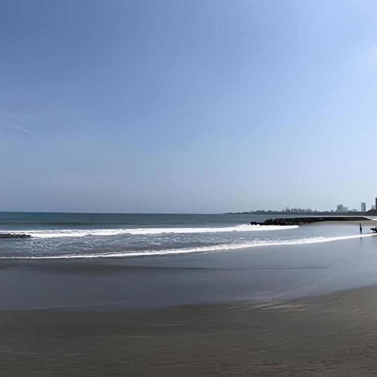 Morros City - Luxurious Ocean View apt 28th Floor - Apartment - 34