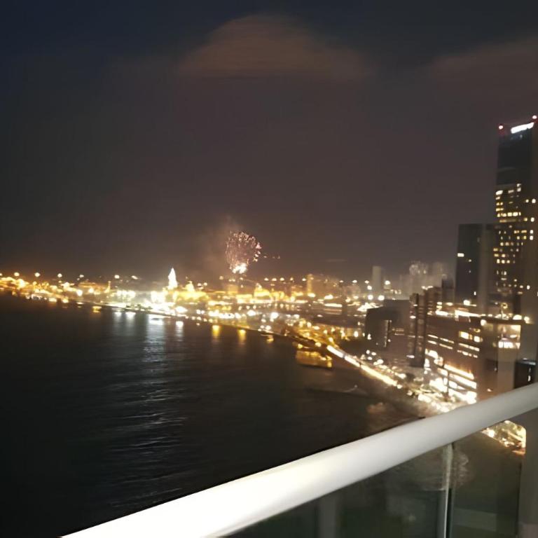 Morros City - Luxurious Ocean View apt 28th Floor - Apartment - 37