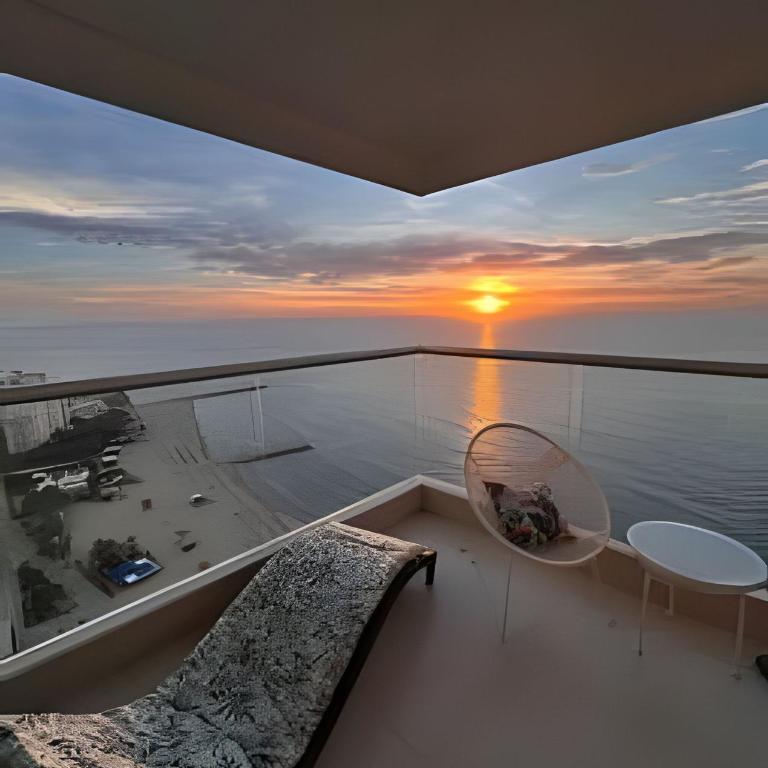 29th Floor Spectacular Apt in Palmetto Beach - Apartment - 2
