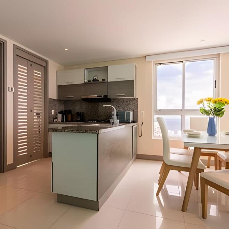 29th Floor Spectacular Apt in Palmetto Beach - Apartment - 50