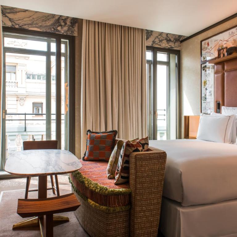 Brach Madrid - Evok Collection - Executive Room - 4