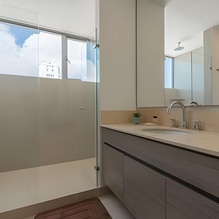 Luxurious 2-bedroom apartment on the 30th floor - Apartment - 35