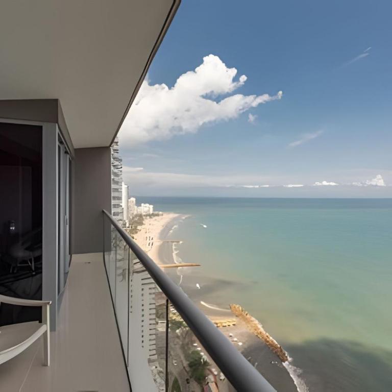 Luxurious 2-bedroom apartment on the 30th floor - Apartment - 53