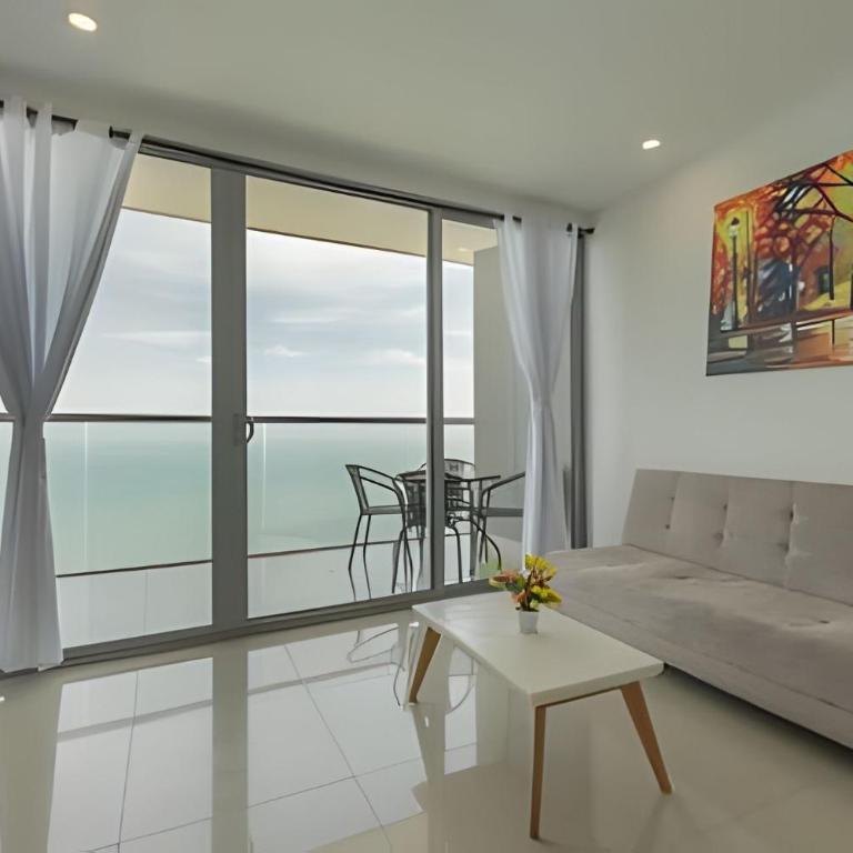 Luxurious 2 Bedroom apt, 32nd Floor - Morros City - Apartment - 22