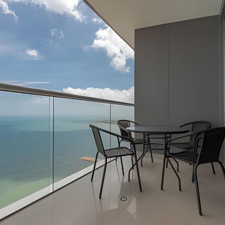 Luxurious 2 Bedroom apt, 32nd Floor - Morros City - Apartment - 36