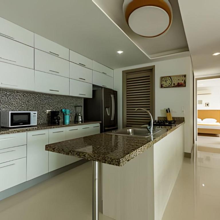 Luxurious 3 Bedroom apt - 3303 Palmetto Beach - Apartment - 2
