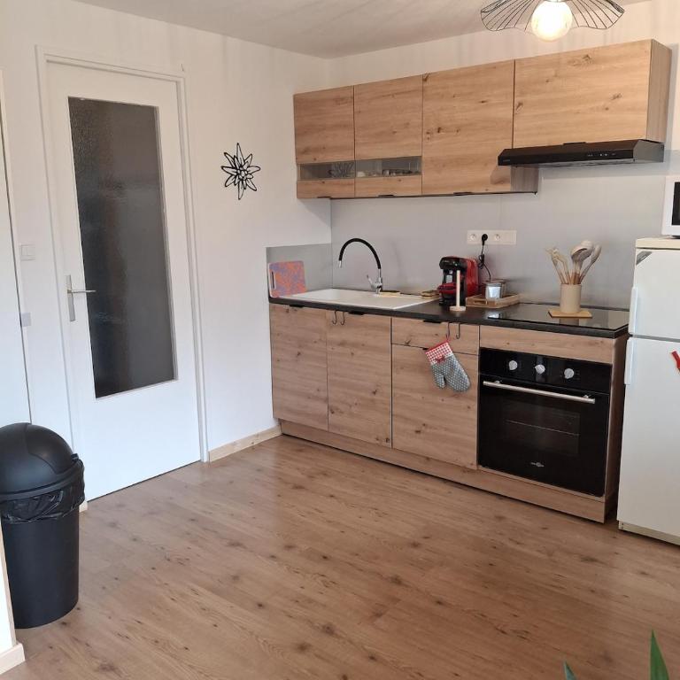 L'Éterlou 4 personnes, proche télécabine - Appartement 1 Chambre - 13