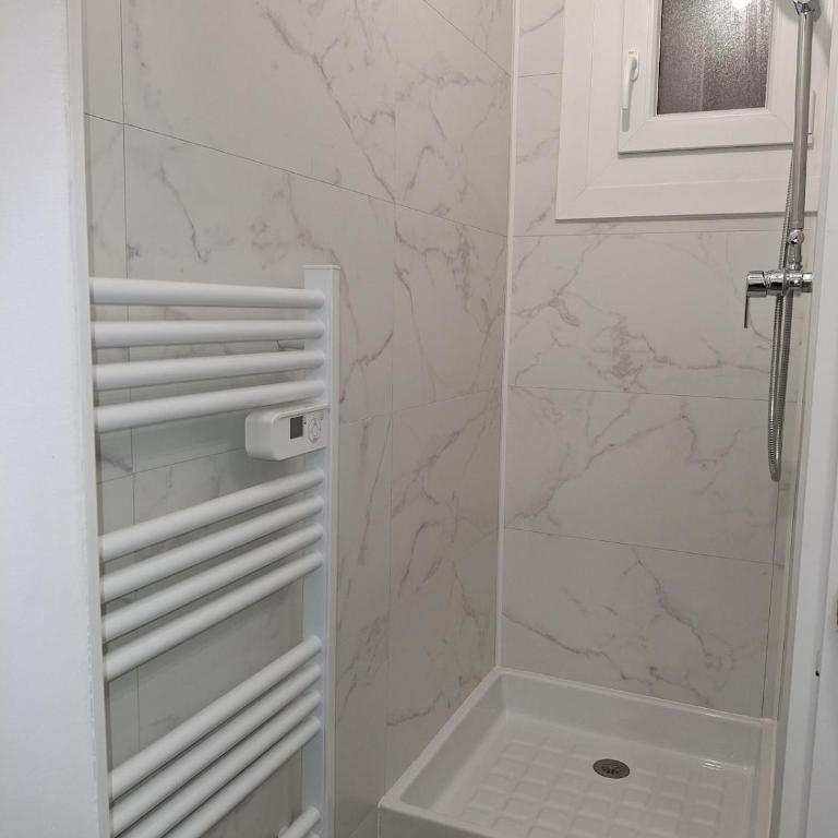 L'Éterlou 4 personnes, proche télécabine - Appartement 1 Chambre - 17