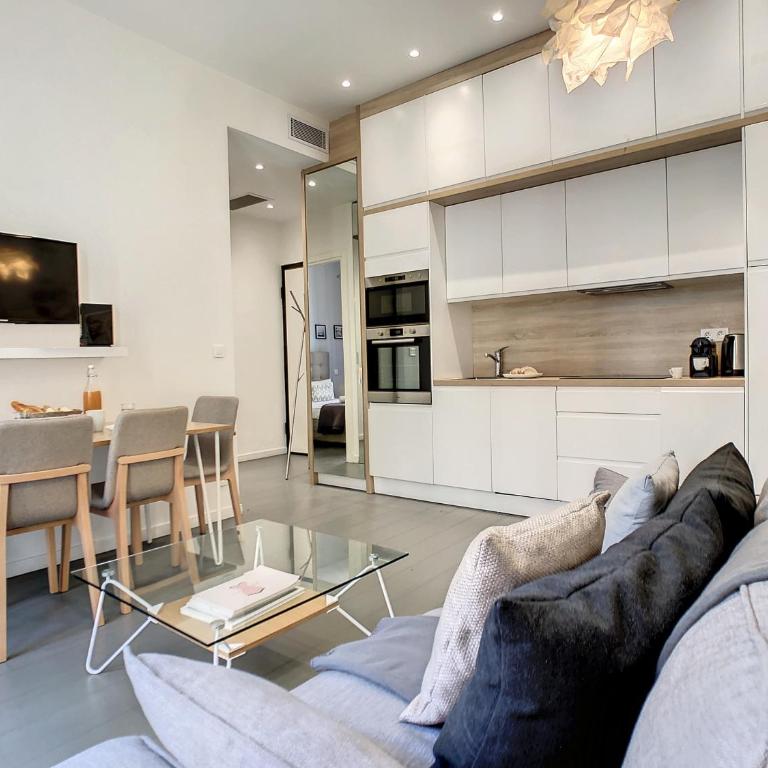 Nestor&Jeeves - SWEET BEACH - Central - Near Beach - Apartment with Balcony - 2
